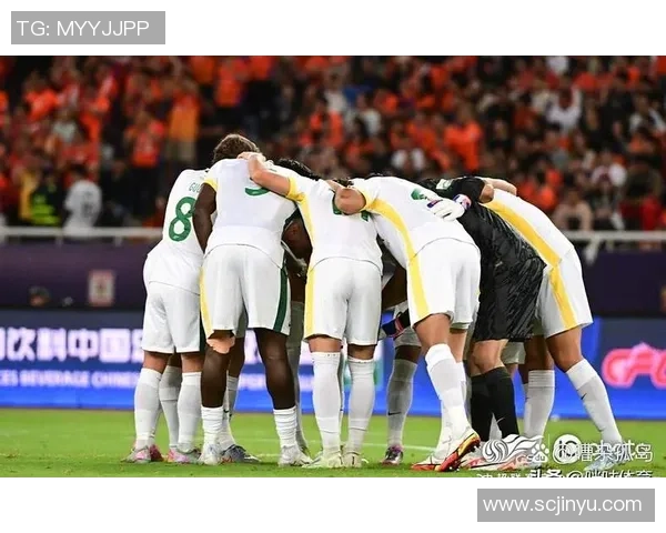 中超焦点战巴黎圣日耳曼与尤文图斯激战成平红牌争议引发全场热议