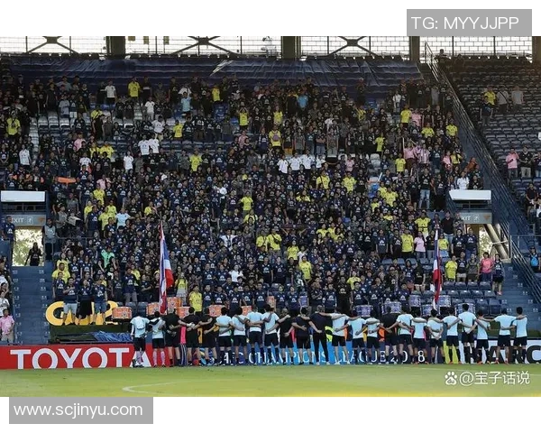 足总杯精彩对决多特蒙德大胜里昂补时进球引发争议与全场沸腾