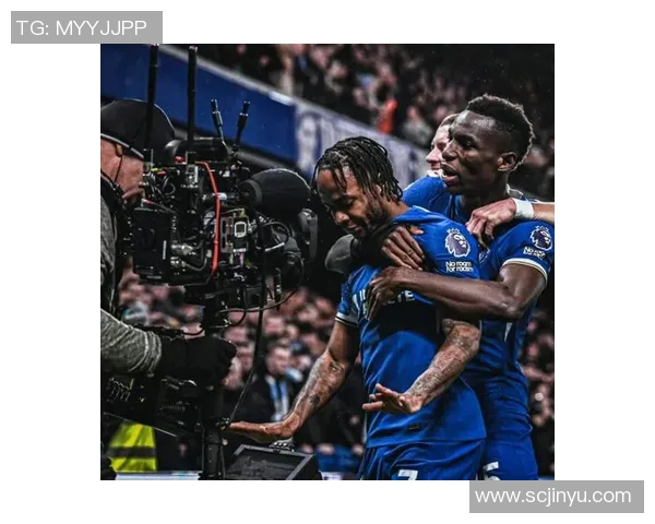 中超精彩对决切尔西与国米战平争议判罚引发全场热议 中超精彩对决切尔西与国米战平争议判罚引发全场热议